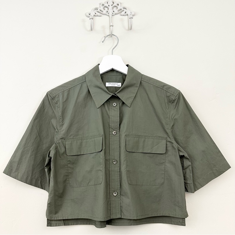 Equipment cropped button-down utility shirt in army green